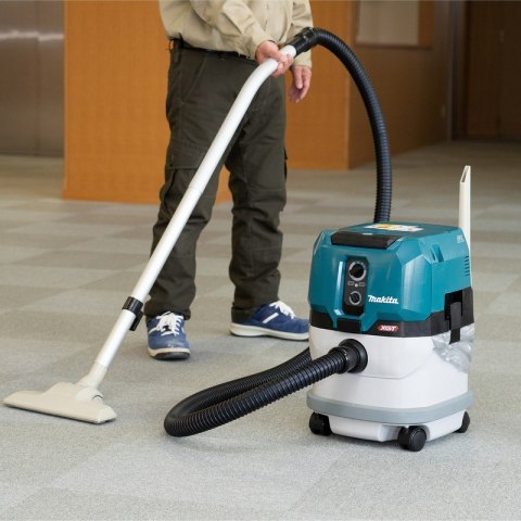 MAKITA Odkurzacz akumulatorowy 15L 40V XGT 0*AH