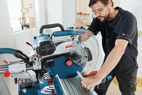 BOSCH Pilarka ukosowa - ukośnica GCM 12 SDE 1800W 305MM