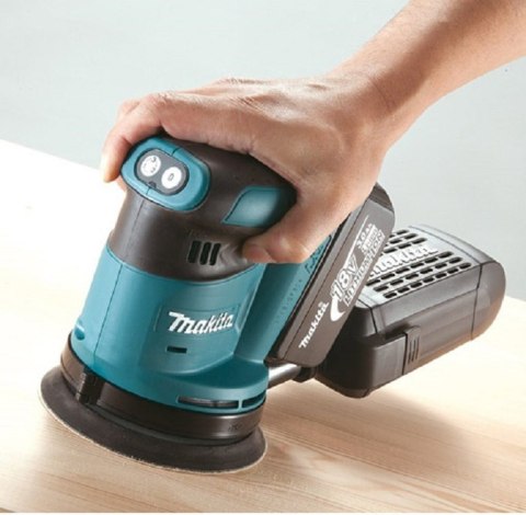 MAKITA Szlifierka mimośrodowa AKU 18V 2*5.0AH LI-LON MAKPAC