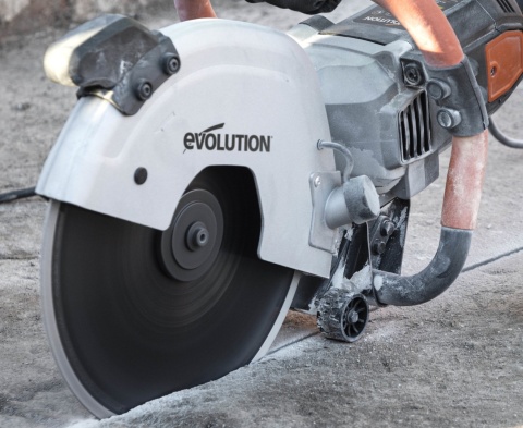 Elektryxczna Pzecinarkado betonu 300mm 2400W R300DCT+ *