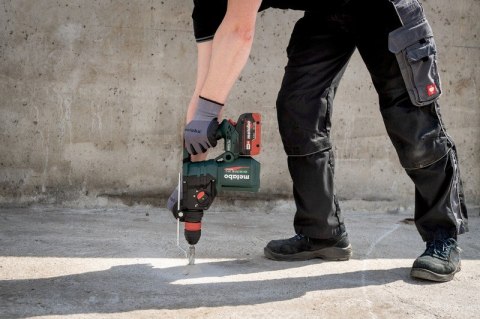 METABO Młot udarowo obrotowy - akumulatorowy KH 18 LTX BL 28 Q