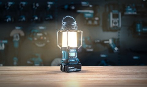 MAKITA Odbiornik Radio wy Z LAMPĄ I LATARKĄ 18V AM/FM/DAB BLUETOOTH