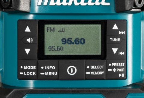 MAKITA Odbiornik Radio wy Z LAMPĄ I LATARKĄ 40VMAX XGT 0*AH
