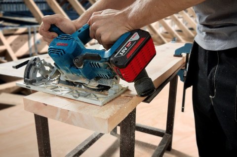 BOSCH Pilarka tarczowa akumulatorowa GKS 185-LI 0*AH