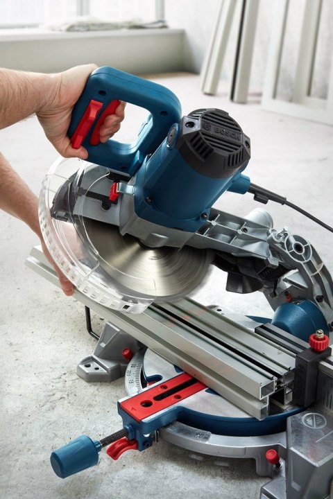 BOSCH ukośnica 1300W GCM 216 WSKAŹNIK laserowy