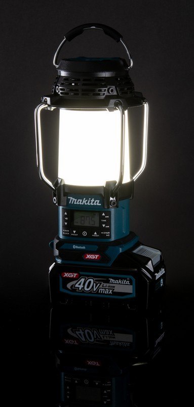 MAKITA Odbiornik Radio wy FM/BT Z LAMPĄ I LATARKĄ XGT