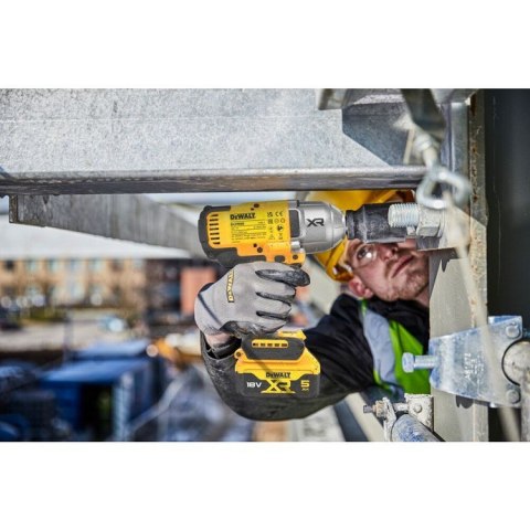 DEWALT Akumulatorowy Klucz udarowy 1/2'' XR 18V 0*AH 1355 NM