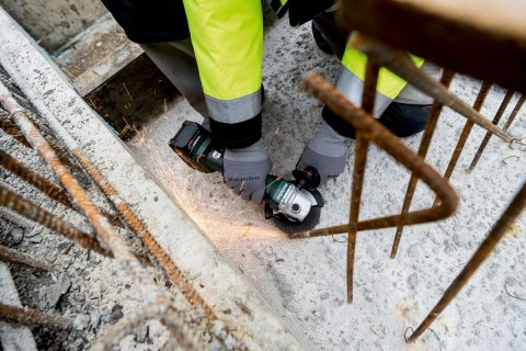 METABO Szlifierka kątora akumulatorowa 125MM W 18 L 9-125 0*AH