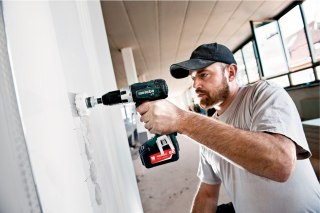 METABO Wiertatko-Wkrętarka akumulatorowa 18V BS 18 LT 0*AH